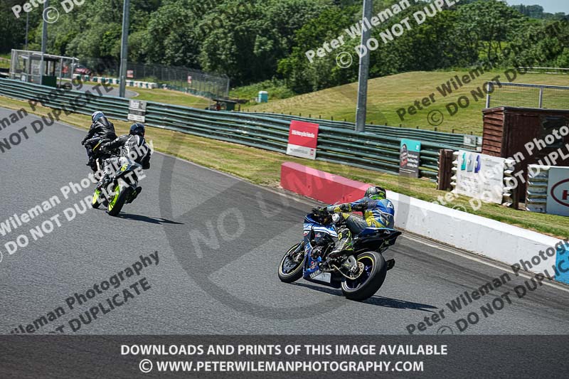enduro digital images;event digital images;eventdigitalimages;mallory park;mallory park photographs;mallory park trackday;mallory park trackday photographs;no limits trackdays;peter wileman photography;racing digital images;trackday digital images;trackday photos